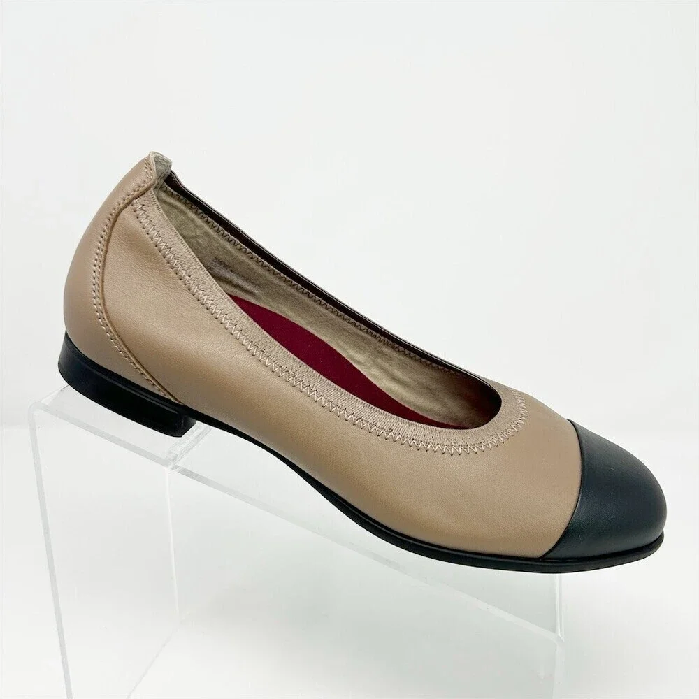 Munro Womens Cap Toe Ballet Flats Beige Black Arch Support Slip-On Size 8 WW